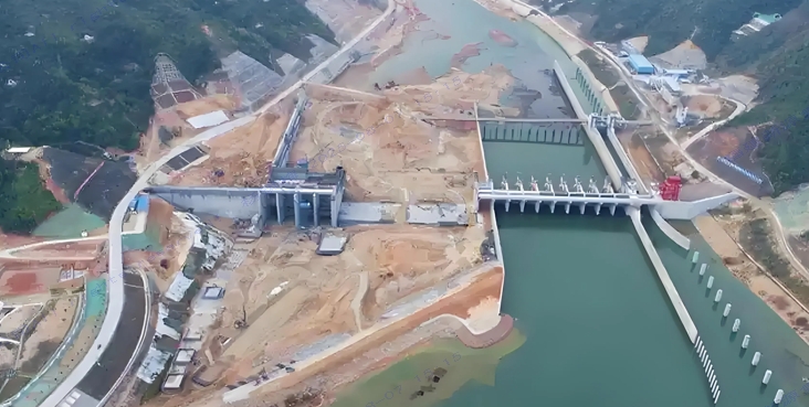 Excavadoras sobre ruedas XINYUAN en evaluación para el megaproyecto hidroeléctrico del Tíbet